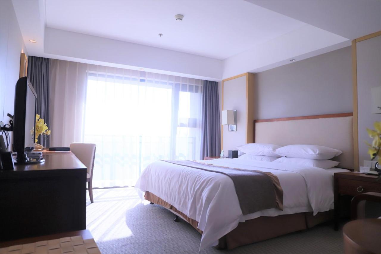 Jinling Riverside Hotel Nanjing  Bagian luar foto