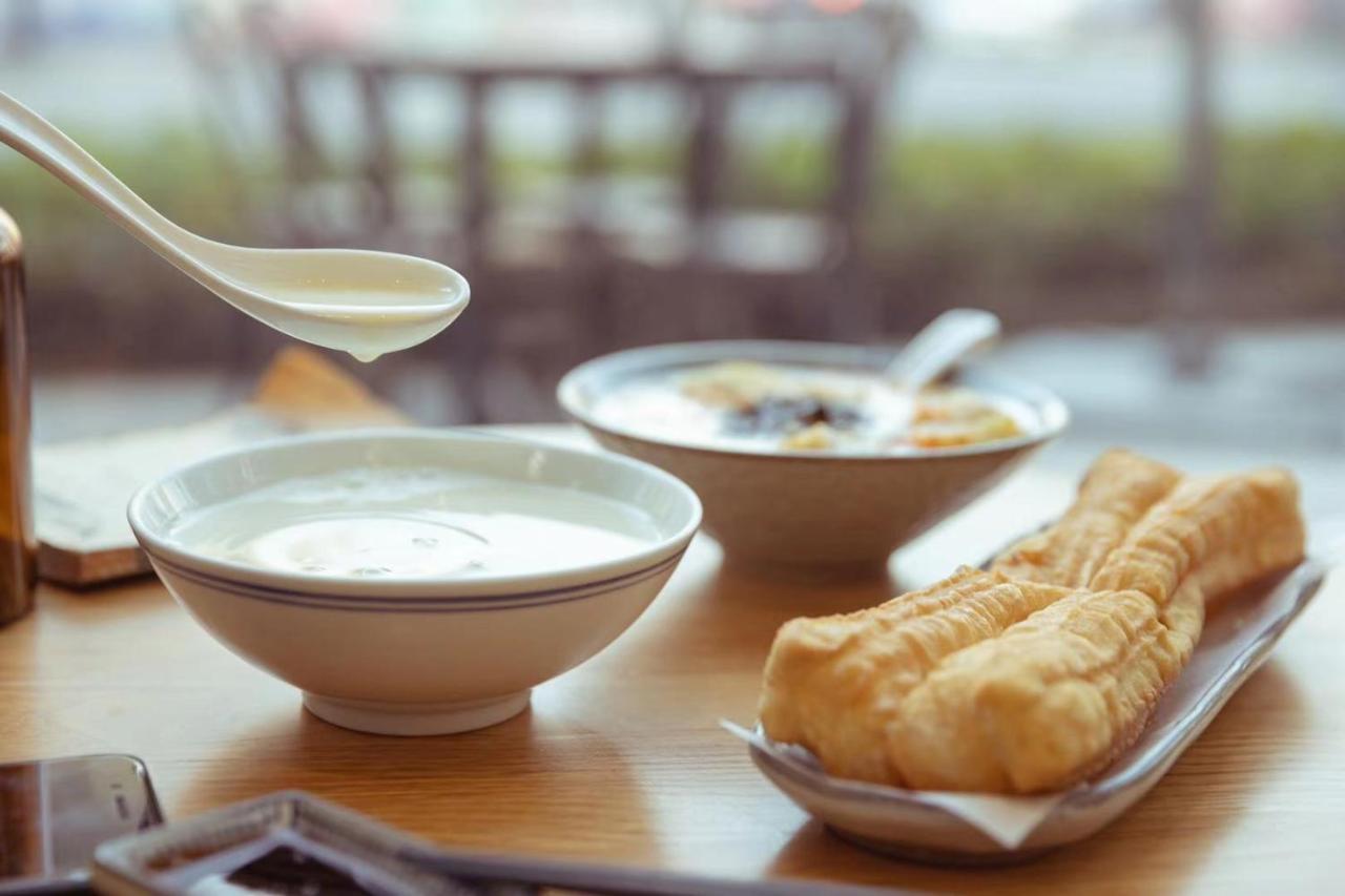 Jinling Riverside Hotel Nanjing  Bagian luar foto