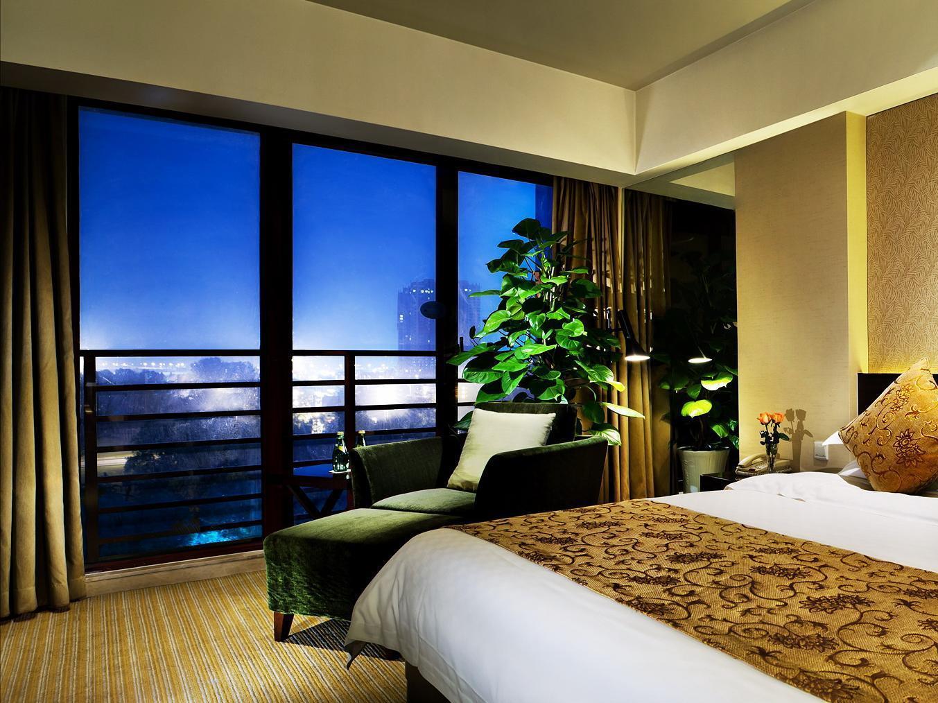 Jinling Riverside Hotel Nanjing  Bagian luar foto