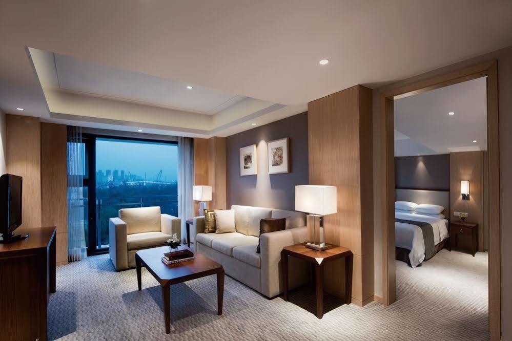 Jinling Riverside Hotel Nanjing  Bagian luar foto